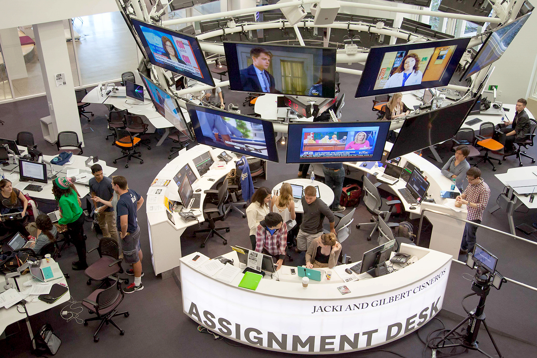 Media Center tours | USC Annenberg School for Communication and Journalism