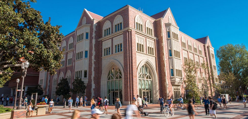 Zoom Faculty Training Session | USC Annenberg School For Communication ...