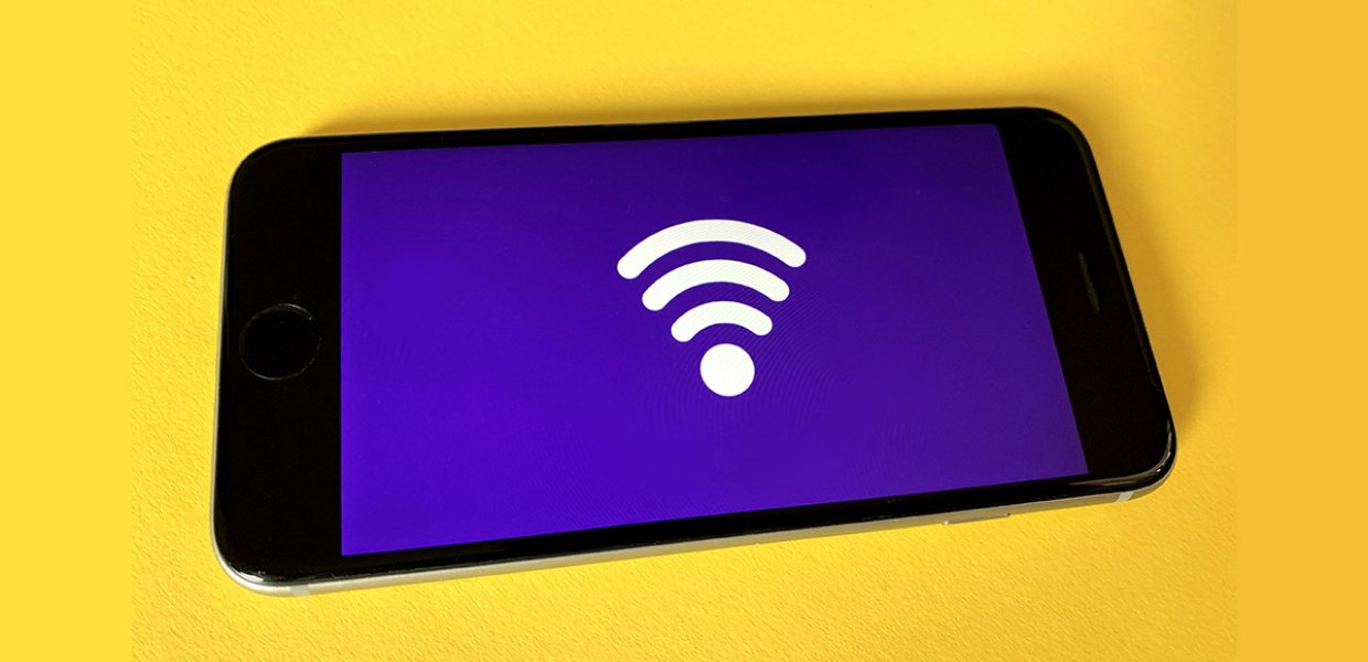 A wifi symbol on a smartphone. 