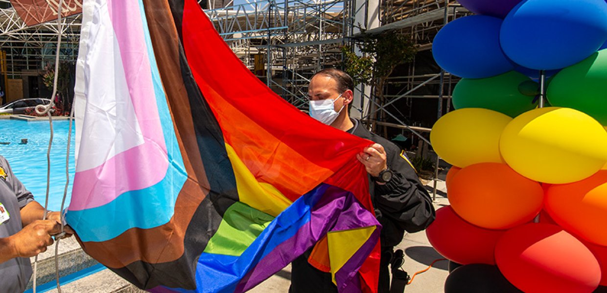 Keck Hospital of USC raises the Progress Pride Flag to kickoff Pride Month, June 1, 2022. (Photo/Gus Ruelas)