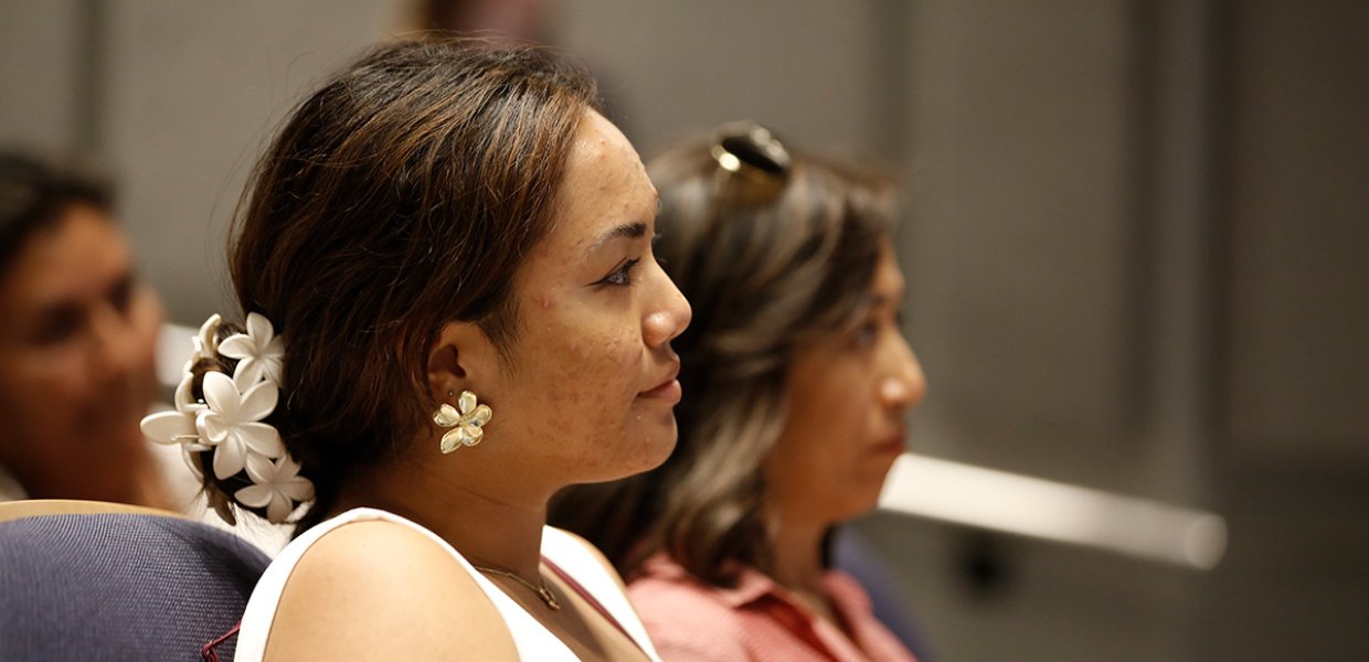 Audience members listen during the Trojan Family Weekend panel "Building the Annenberg portfolio: Maximizing the undergraduate experience"