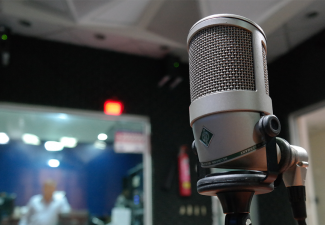 Photo of a grey condenser microphone