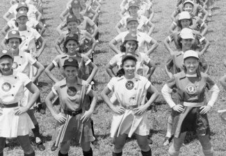 Photo of players on first All-American Girls Baseball League. 