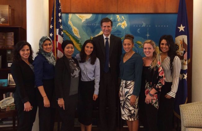 Photo of USC Public Diplomacy students