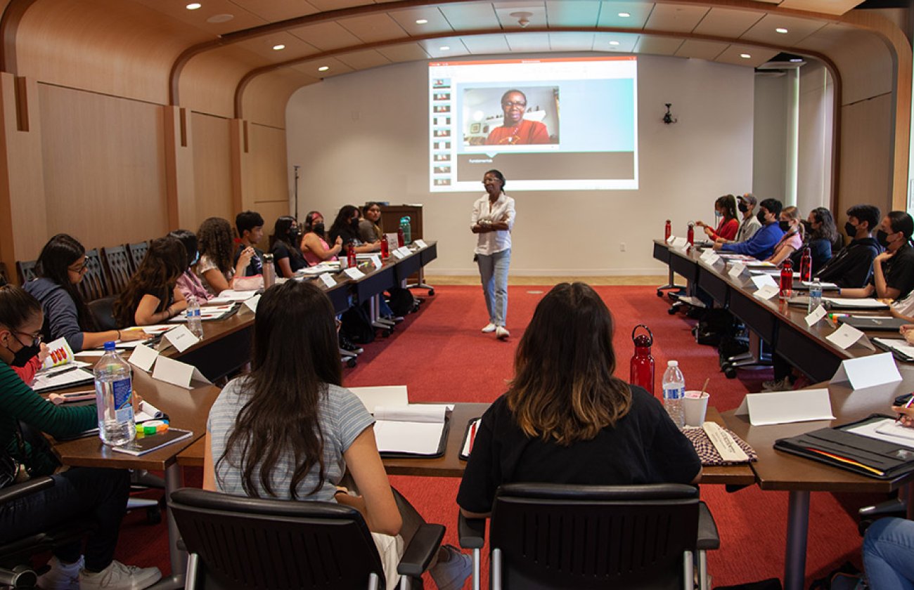 USC Annenberg Youth Academy for Media and Civic Engagement and changes lives of High Schoolers | USC School for Communication and Journalism