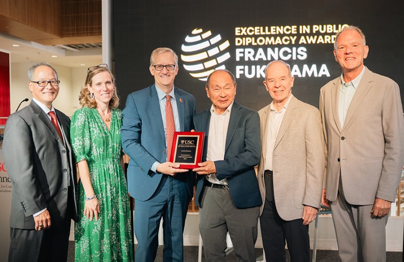 Francis Fukuyama receives the award from the USC Provost.