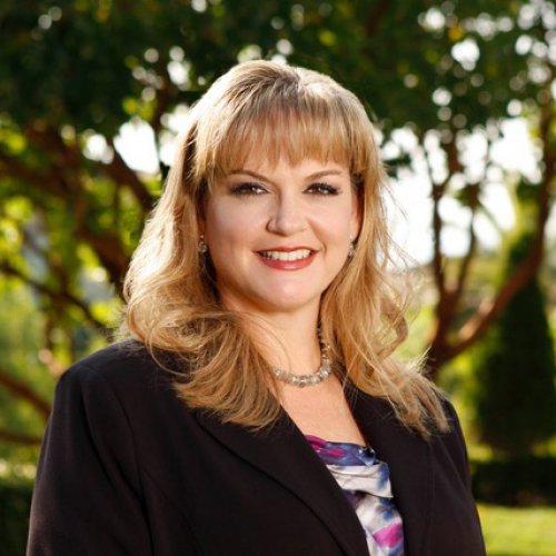 Photo of Jacki Cisneros