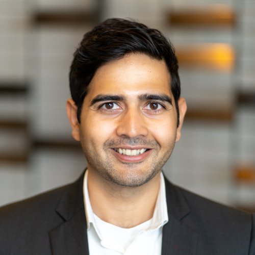 Headshot of Prash Sabharwal.