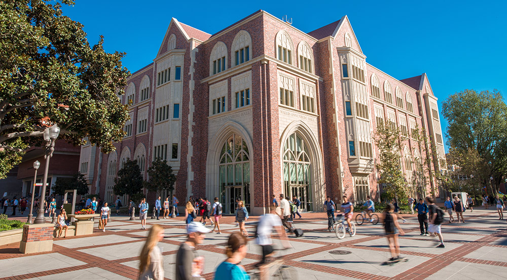 USC Annenberg's Fresh Faces 2016 | USC Annenberg School for Communication and Journalism